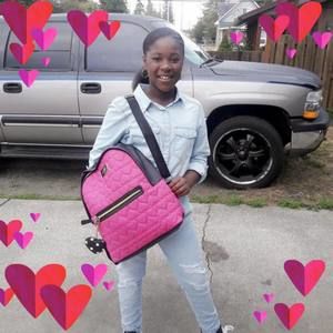 Meet your Posher, Don'aysia